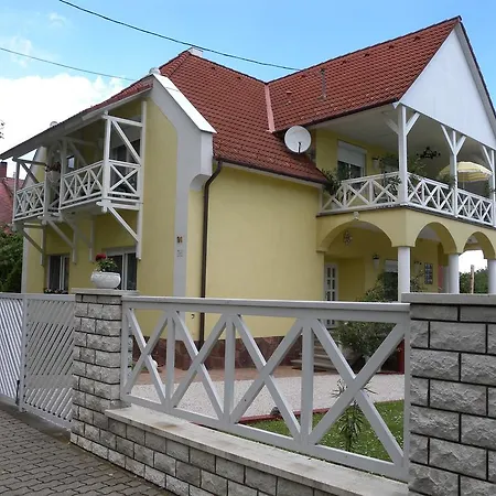 Apartmán In Balatongyorok/balaton 18883 *
